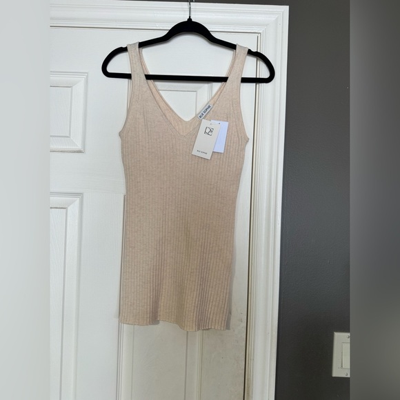 RUE SOPHIE Joie Top - Picture 2 of 6